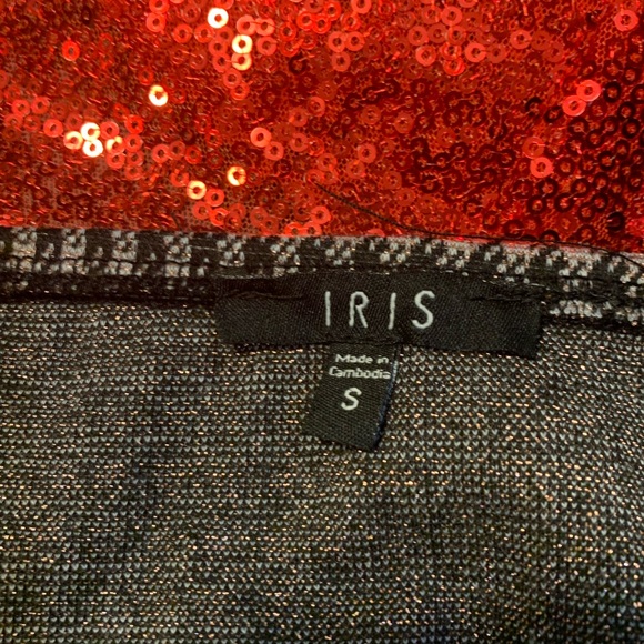 Size small iris skirt set - Picture 6 of 7